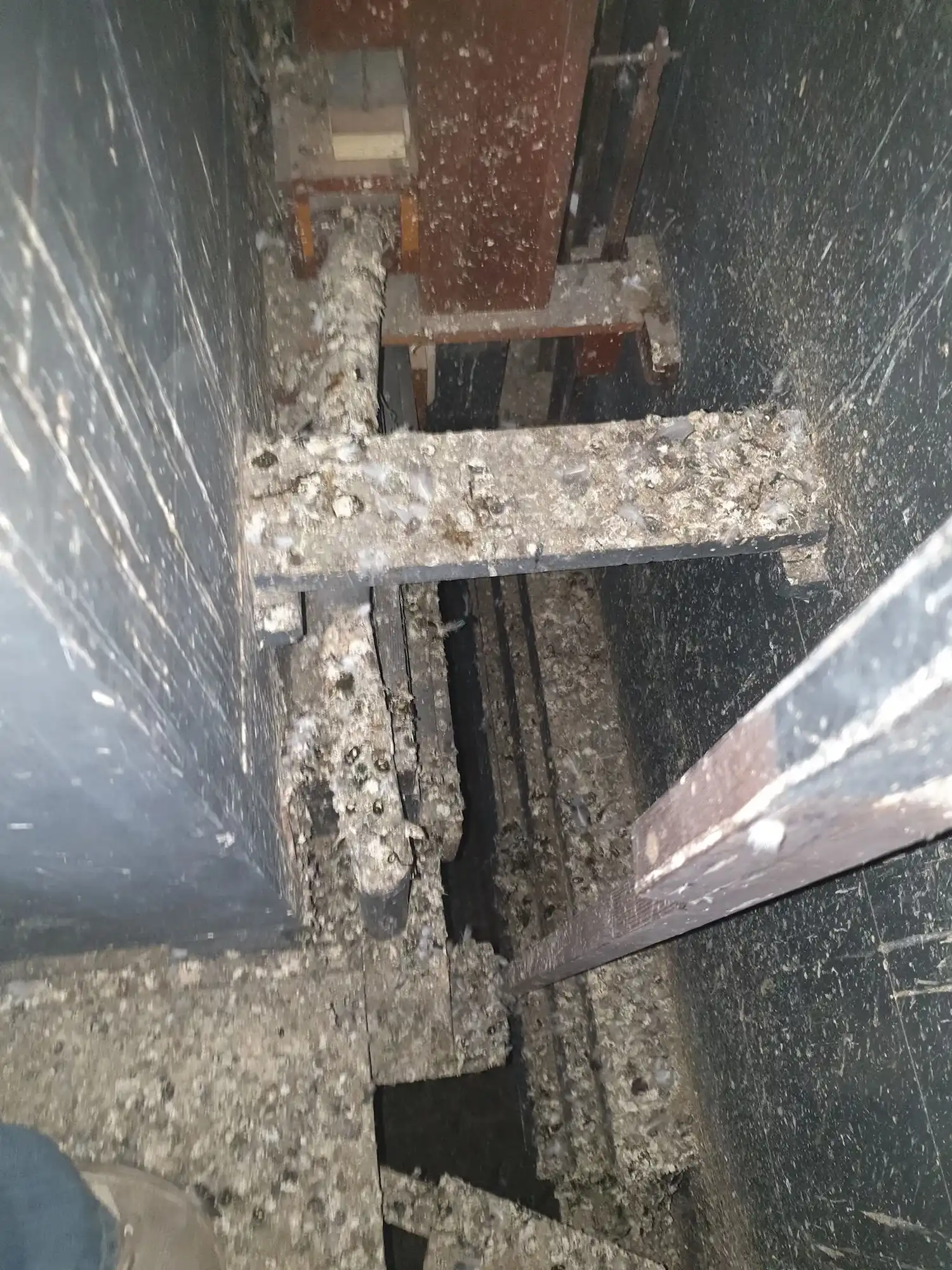 A room that has some metal bars in it.